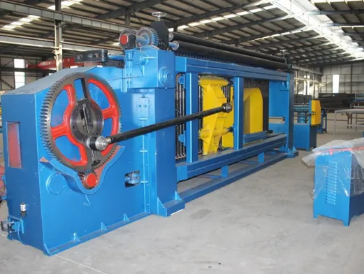 Puesta en marcha de la máquina de malla de gaviones en el extranjero